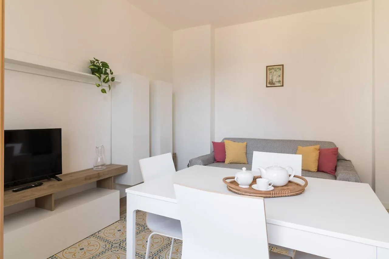 Apartment Sandy Azzurro By Garda Fewo Toscolano Maderno Italy