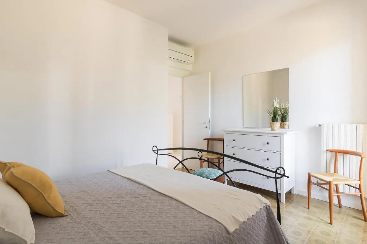 Apartment Sandy Azzurro By Garda Fewo Toscolano Maderno