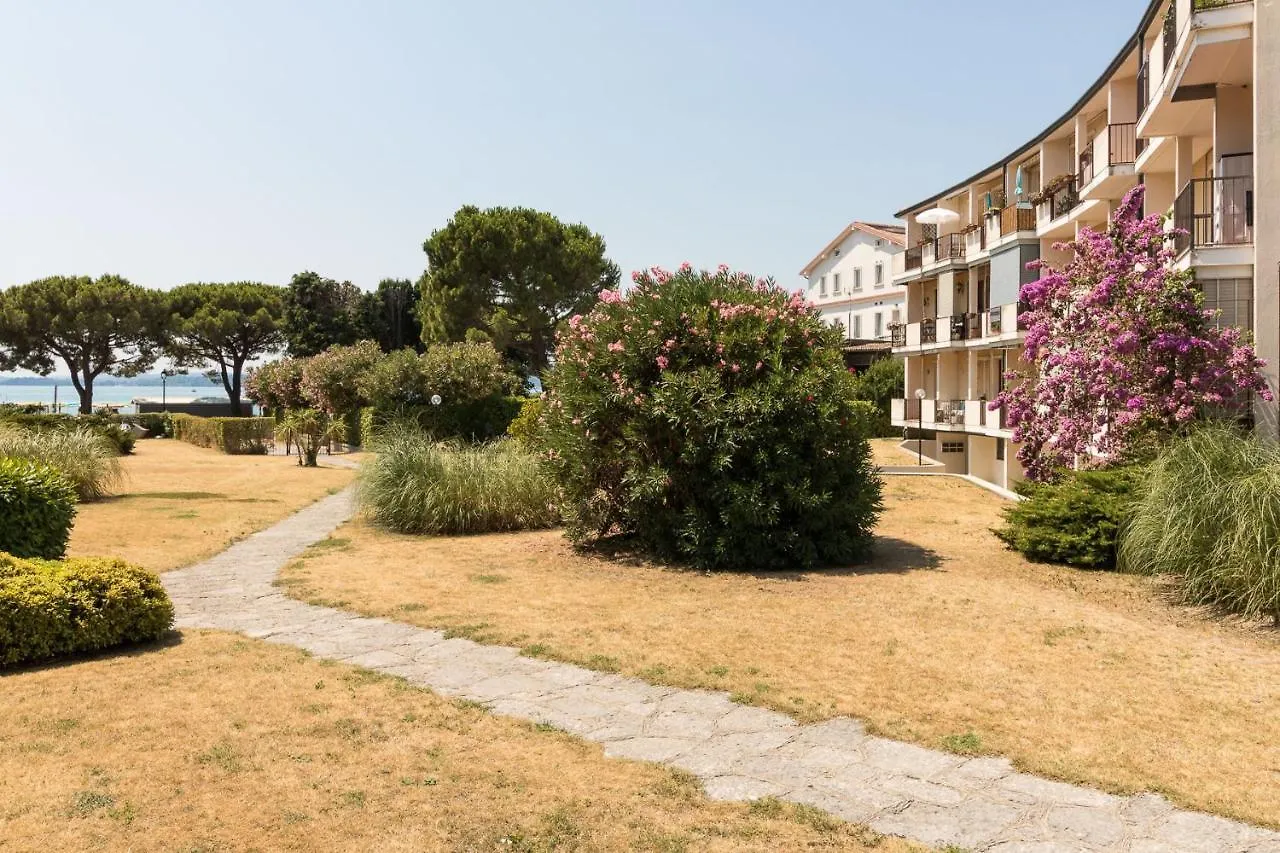 Sandy Azzurro By Garda Fewo Toscolano Maderno 0*,
